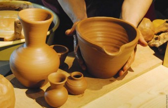 A Saint-Jean-de-Fos, on pratique la poterie depuis 600 ans.