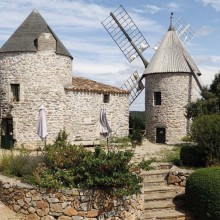 Les moulins de Faugères, qui dateraient du XVIe siècle, ont été restaurés.