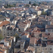 La Tour de la Babotte témoigne des origines médiévales de la ville.