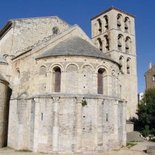 Le chevet de cette abbaye romane est l’un des plus beaux du Midi de la France.