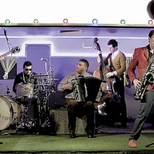 Les mardis au Grau, “ça esquiche”. Le 11 août, c’est Barbatruc qui jouera sa musette électrique au son d’un accordéon rock’n’roll